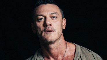 img-title Aktor 'Fast & Furious' Luke Evans Tertarik Perankan James Bond