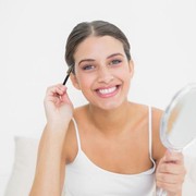 3 Tips Atasi Makeup Patchy, Look Jadi Lebih On Point!