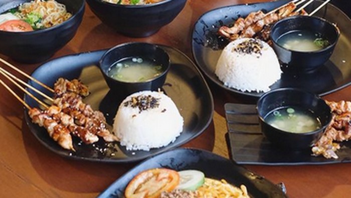 Mencicipi Aneka Rasa Indomie di Rakjat Coffee and Eatery Yogyakarta