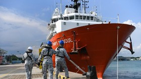 Tilik Kuat Militer Singapura, Pemilik Kapal Selam Penyelamat