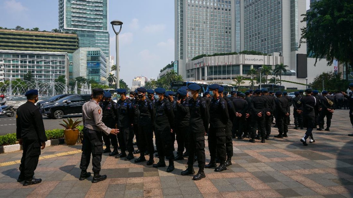 FOTO: Jakarta Bersiap Sambut Pemimpin ASEAN Bahas Myanmar