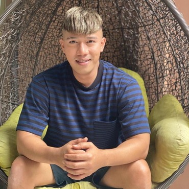 Awal Mula Ruri Vokalis Band Repvblik Jual Dukuh Gerobak