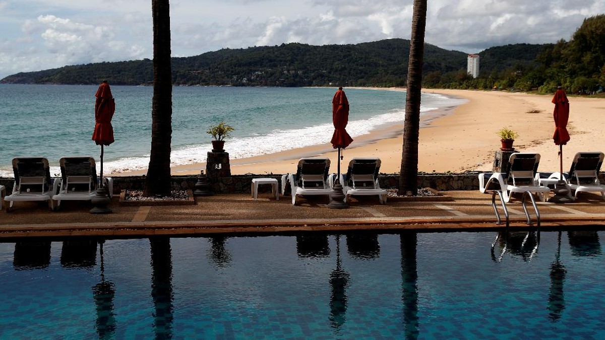 FOTO: Merana Phuket Tanpa Jutaan Turis