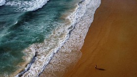 FOTO: Merana Phuket Tanpa Jutaan Turis