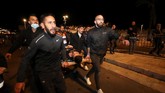 FOTO: Ratusan Luka Menganga dalam Bentrok Israel-Palestina Sekitar seratus orang terluka akibat bentrokan antara aparat Israel dan warga Palestina di Yerursalem dalam beberapa hari belakangan.