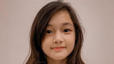 img-title Putri Andhika Pratama dan Ussy Digadang-gadang Mirip Bae Suzy