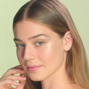 Tips Memilih Highlighter Berdasarkan Skin Tone dan Jenis Kulit