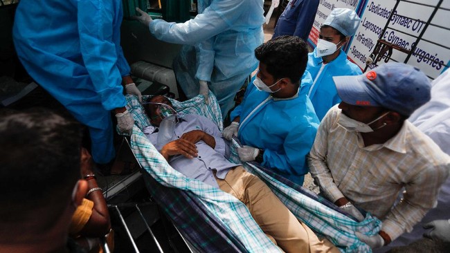 Umat Muslim di India merelakan masjid untuk dijadikan tempat perawatan pasien virus corona (Covid-19).
