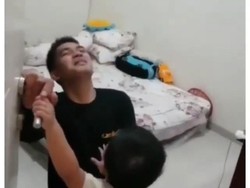 Viral Video Anak Awak KRI Nanggala-402 Kunci Ayahnya di Kamar