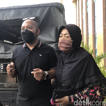 Ayah Tiri Punya Foto Syur, Ibunda Reza Aditya Diancam hingga Ketakutan