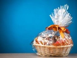 Geliat Positif di Balik Pamer Hampers