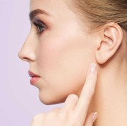 Mengurangi Risiko Alergi Kandungan Skincare dengan Metode Skin Patch Test