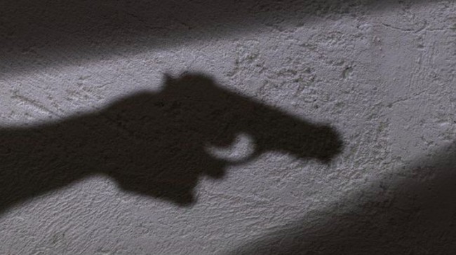 Pria Bersenjata Ngamuk, Tembaki Warga dan Sandera di Supermarket