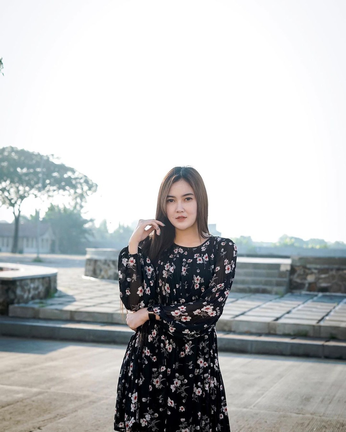 Berita bahagia datang dari pasangan Dory Harsa dan Nella Kharisma yang baru saja mengumumkan kehamilannya yang telah berusia 6 bulan&period; Yuk kita intip penampilan Nella&excl;