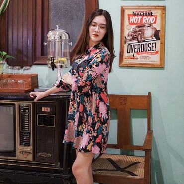 Nella Kharisma yang Makin Cantik di Usia Kehamilan 6 Bulan