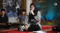 Cerita Novia Kolopaking Menghilang dari Dunia Artis Setelah Dinikahi Cak Nun