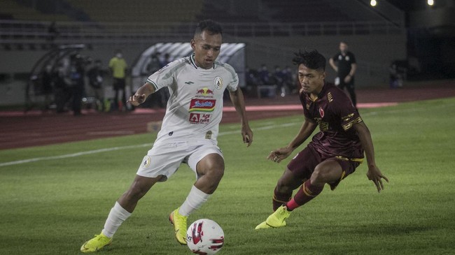 Direktur Utama PT. LIB, Akhmad Hadian Lukita, menjelaskan rencana sistem bubble atau gelembung yang bakal diterapkan di kompetisi Liga 1 2021/2022.