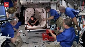VIDEO: SpaceX Berhasil Antar Crew-2 ke ISS