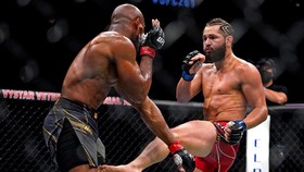 9 Detik Sebelum KO, Masvidal Sempat Tertawa ke Usman