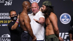 FOTO: Panas Faceoff UFC 261 Usman vs Masvidal