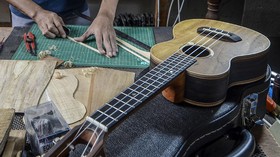 Viral Satpol PP Pontianak Dikritik Hancurkan Ukulele Pengamen