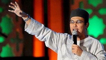 img-title Siapa Sosok Figur Publik Istri Poligami Uje yang Diungkap Umi Pipik?
