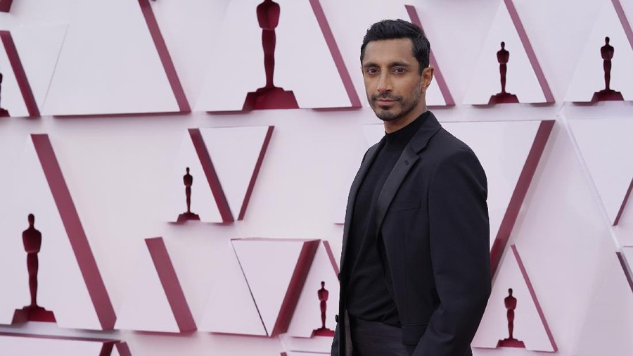 Riz Ahmed arrives at the Oscars on Sunday, April 25, 2021, at Union Station in Los Angeles. (AP Photo/Chris Pizzello, Pool)