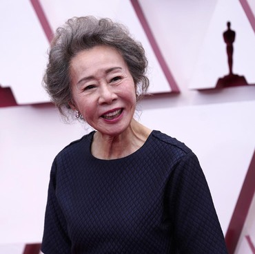 Youn Yuh Jung Raih Aktris Pendukung Terbaik Oscar 2021