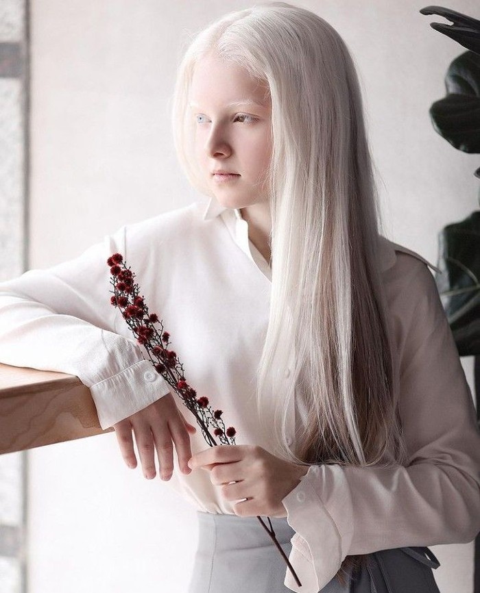 Ependieva pertama kali diketahui oleh publik ketika fotonya diambil dan dibagikan di instagram oleh seorang fotografer bernama Amina Arsakova pada 2020 lalu (foto: instagram.com/aminaarsakova)