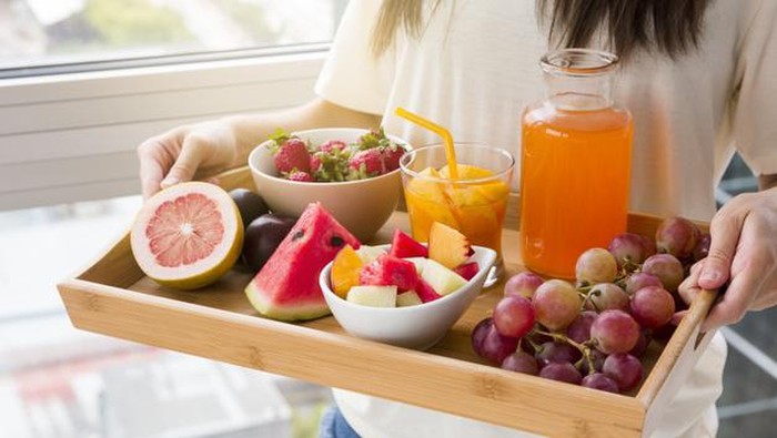 Buah-buahan Lezat yang Mampu Gantikan Cairan Tubuh Saat Berpuasa