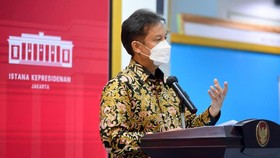 DPR Rapat Bareng Menkes, Minta Penjelasan Vaksin Berbayar