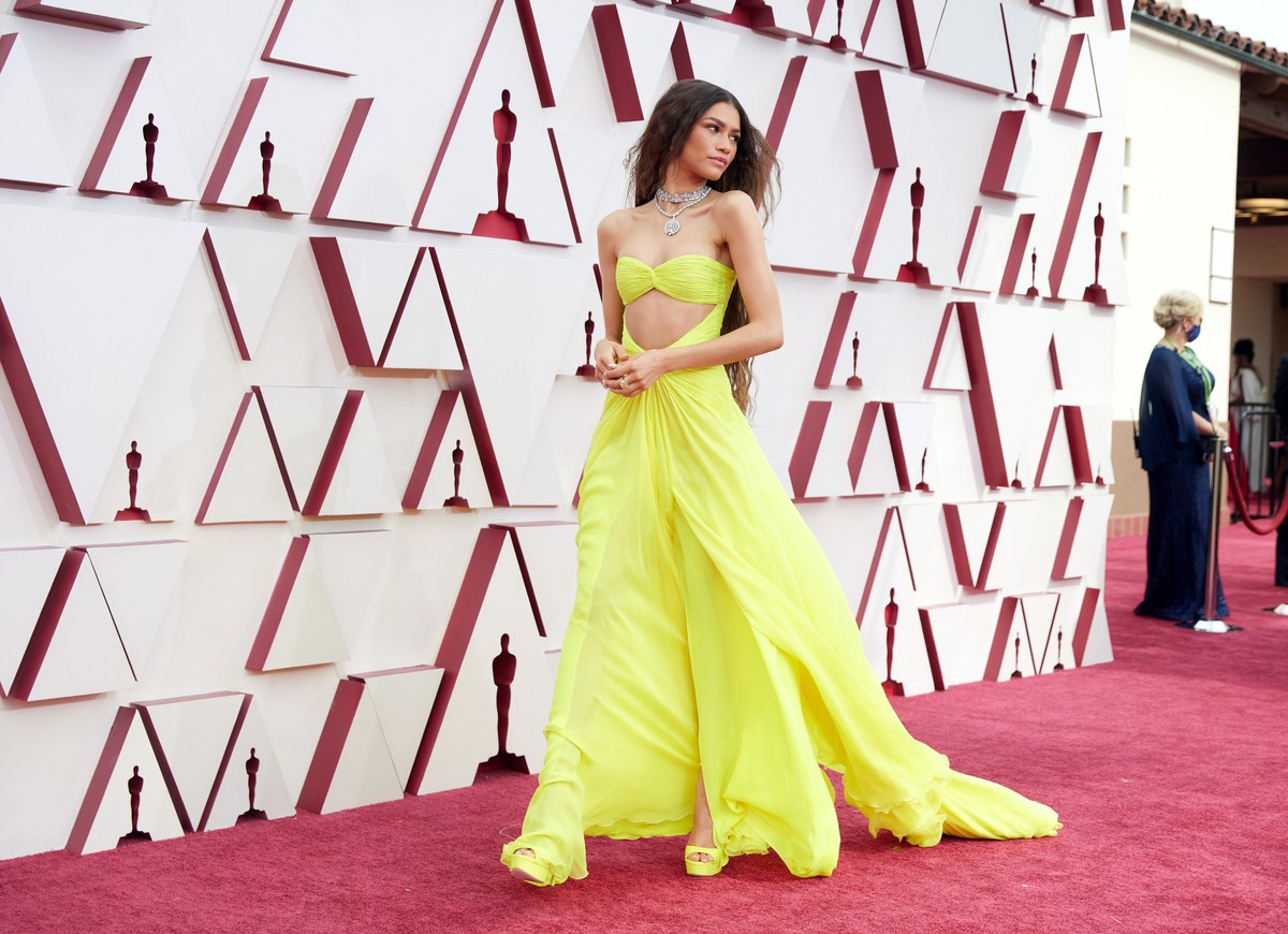 Keseksian Zendaya di Karpet Merah Piala Oscar 2021