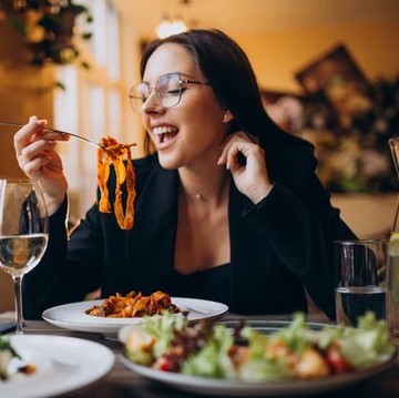 img-title Agar Diet Tetap Aman dan Sehat, Ini 6 Makanan yang Harus Dihindari Penderita PCOS