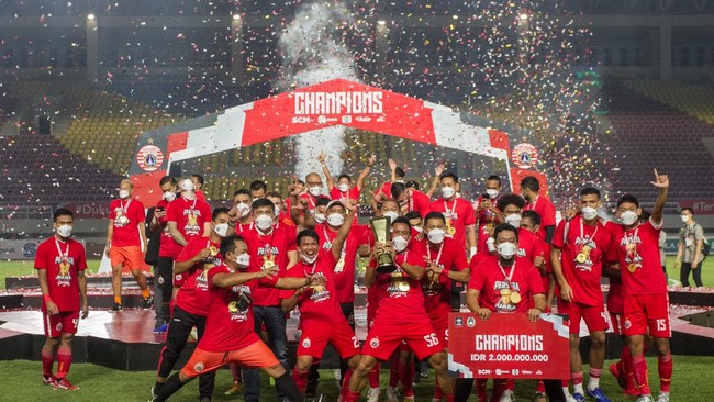 Berita pilihan mulai dari atlet UFC, Chris Weidman patah kaki saat bertarung hingga Persija taklukkan Persib di final Piala Menpora.