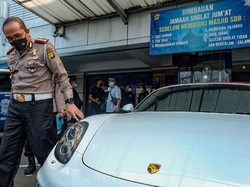 Pengemudi Porsche Arogan di Jaksel Mahasiswi, Sempat Tak Kooperatif