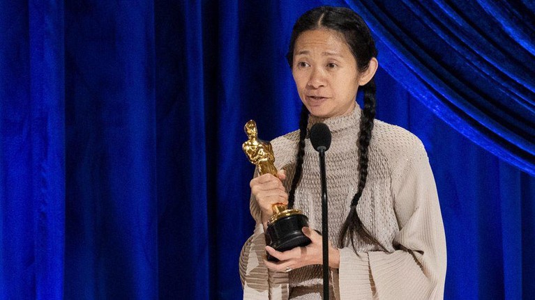 Potret Kemenangan Para Artis di Oscar 2021 Potret Kemenangan Para Artis di Oscar 2021