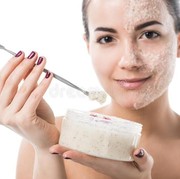 Ini Dia Fungsi dari Face Scrub Wajah yang Punya Segudang Manfaat