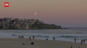VIDEO: Melihat Indahnya Supermoon Merah Muda, Pertama di 2021