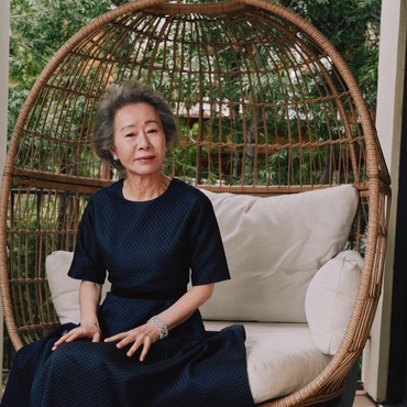 Youn Yuh Jung Resmi Tinggalkan Hook Entertainment