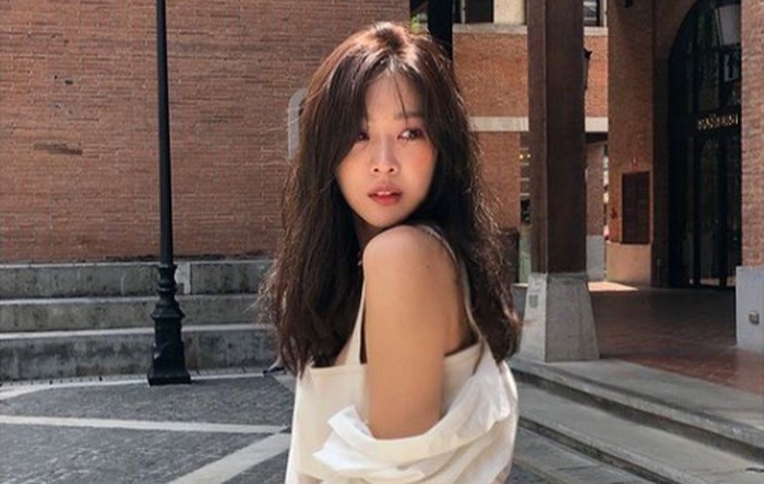 3. Jo Bo Ah - Sweet Stranger And Me / foto: instagram.com/xxadoraa