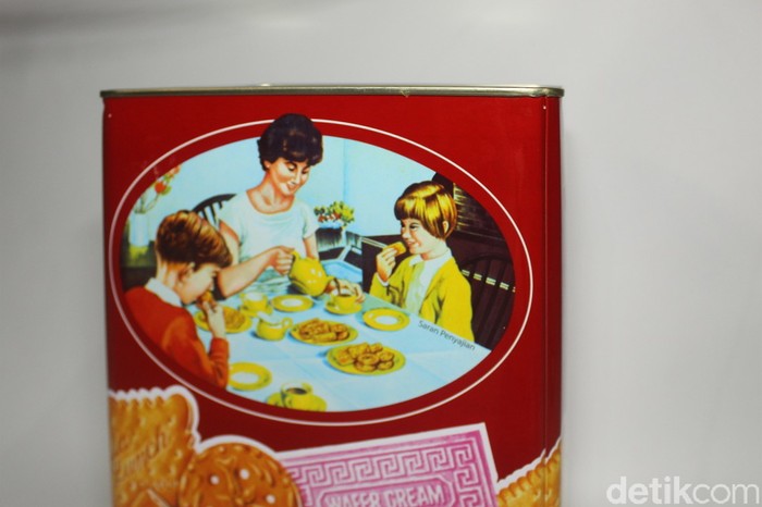 Ini 14 Jenis Biskuit yang Ada dalam Kaleng  Khong Guah Merah