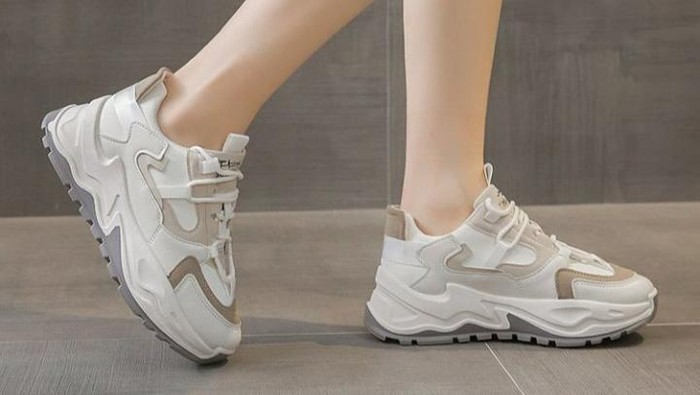 Rekomendasi Sneakers Putih, Nggak Pernah Mati Ditelan Zaman