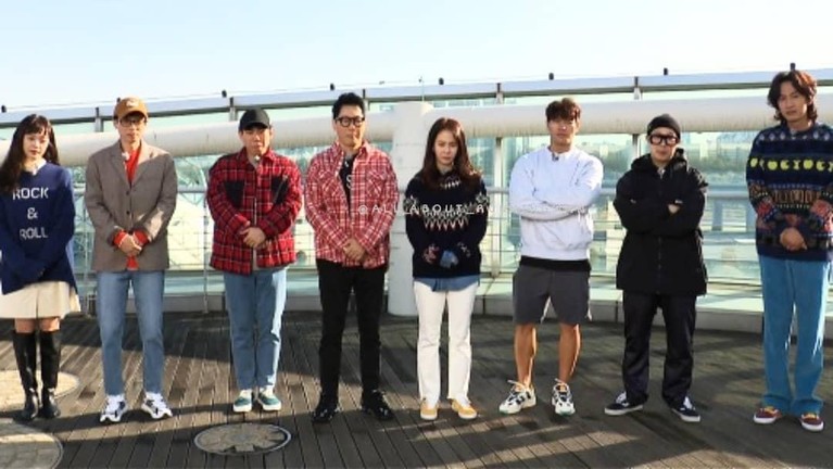 Kekompakan Lee Kwang Soo dengan Member Running Man Lee Kwang Soo dinyatakan mundur dari program Running Man. Yuk kita lihat lagi kekompakan Lee Kwang Soo dengan member lainnya sebelum memutuskan mundur!