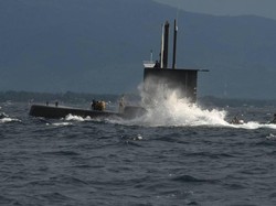 3 Kapal AL China Akan Bantu Evakuasi KRI Nanggala-402 dari Dasar Laut