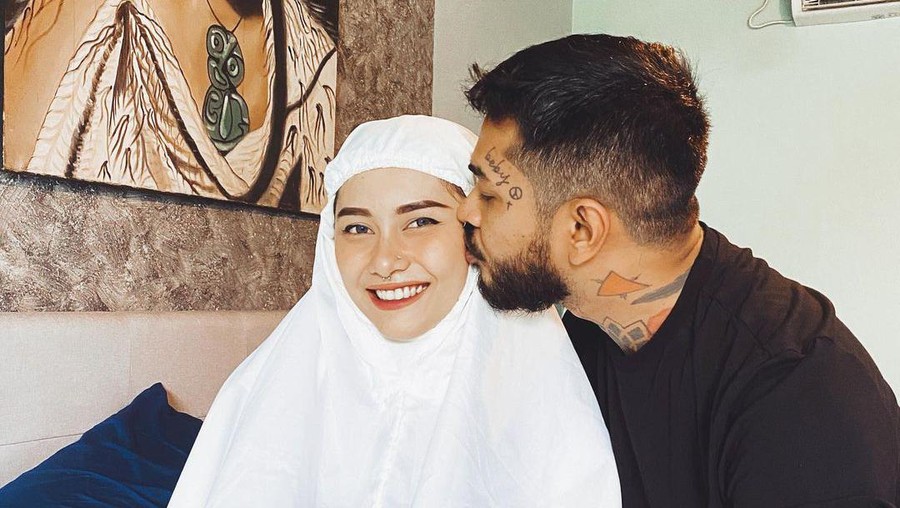 Onadio Lenardo dan istri Onadio Lenardo dan istri
