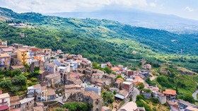 Kota Indah nan Subur di Italia Jual Rumah Seharga 1 Euro
