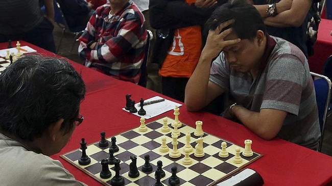 Grand Master Susanto Megaranto bercerita tentang awal mula jatuh cinta kepada catur dan menanggapi fenomena Dewa Kipas yang sempat viral.