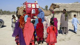 FOTO: Perpustakaan Unta, Penyelamat Anak Pakistan Era Pandemi