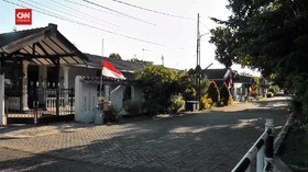 VIDEO: Tetangga Kibarkan Bendera Setengah Tiang 7 Hari