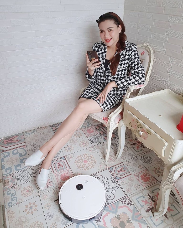 Vicky Shu Usai melahirkan anak kedua Vicky Shu tampil berbeda dengan tubuh yang semakin berisi. Yuk kita intip bagaimana tampilan Vicky Shu sekarang!